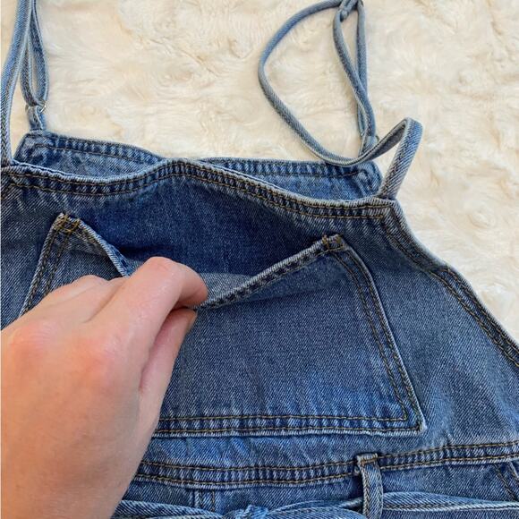 Forever 21 Women's Jean Denim Overall Shorts Romper Size Large Tie Waist Raw Hem - Picture 7 of 13